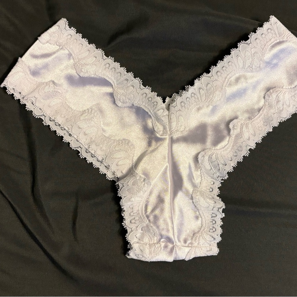 Elegant White Satin and Lace Women's Intimate